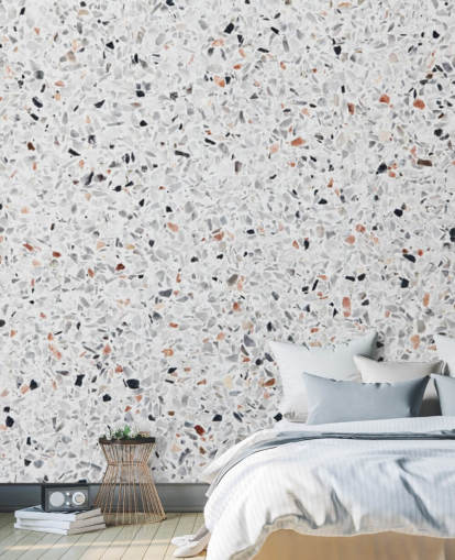 Papel pintado terrazo gris y negro moteado y terracota