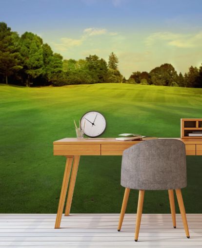Golf Tee on Sunny Course Wallpaper