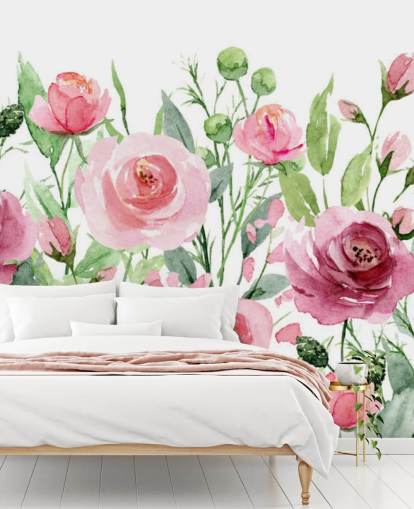 Carta da parati dipinta con rose rosa con foglie verdi