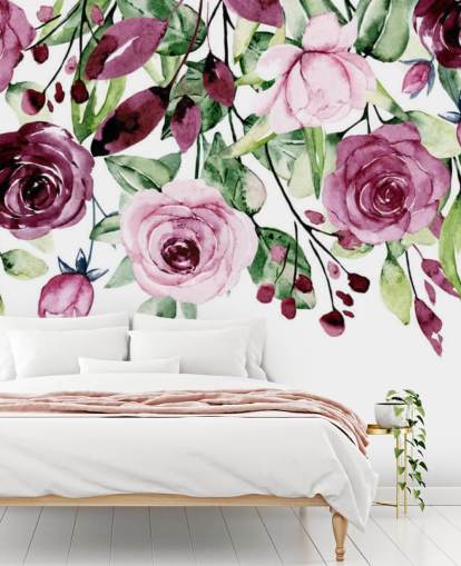 lila Blumen und Blätter hängen Tapete