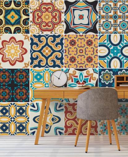 Papier peint marocain en terre cuite et carreaux bleus