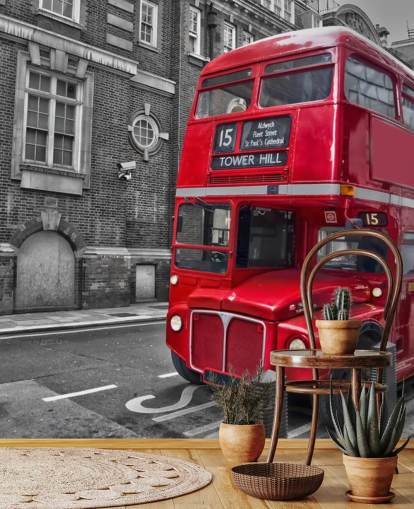 mural de papel de parede de ônibus de Londres preto, branco e vermelho chamado Red London Bus para escritórios domésticos e salas de estar