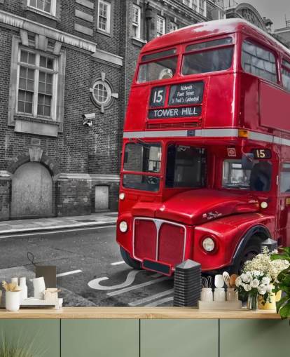 mural de papel pintado de autobús de Londres en blanco, negro y rojo llamado Red London Bus para oficinas en casa y salas de estar mural de papel pintado de autobús de Londres en blanco, negro y rojo llamado Red London Bus para oficinas en casa y salas de estar