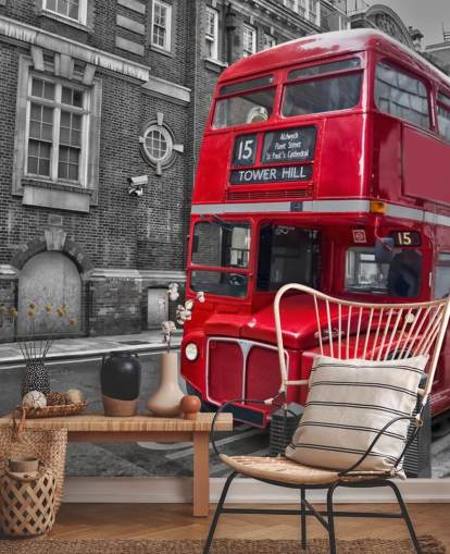 svart, hvitt og rødt london buss tapet veggmaleri kalt Red London Bus for hjemmekontorer og stuer
