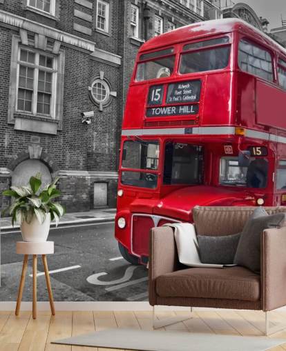schwarze, weiße und rote Londoner Bus-Tapete namens Red London Bus für Heimbüros und Wohnzimmer