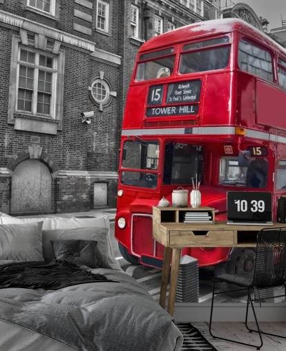 mural de papel de parede de ônibus de Londres preto, branco e vermelho chamado Red London Bus para escritórios domésticos e salas de estar
