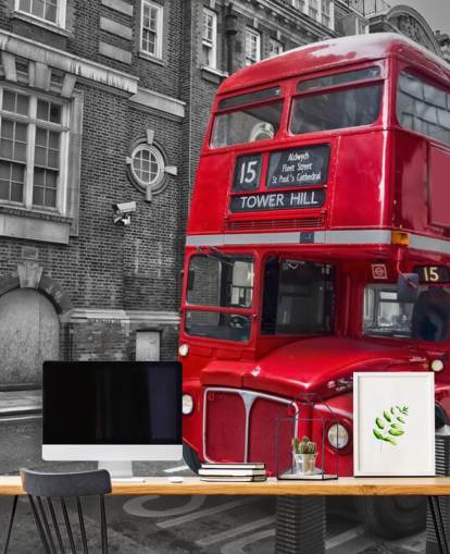 zwart-witte en rode Londense bus behangmuurschildering genaamd Red London Bus voor thuiskantoren en woonkamers