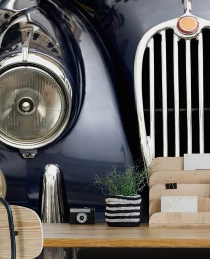 Lähikuva mustasta vintage-auton taustakuvasta