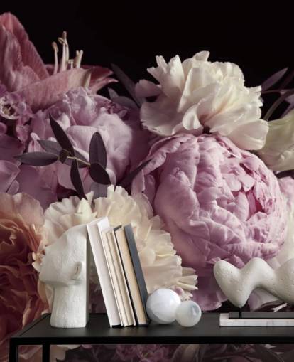 foto di bouquet dai toni pastello su sfondo nero