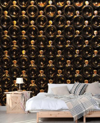 Papel pintado de botellas de vino marrón relucientes apiladas