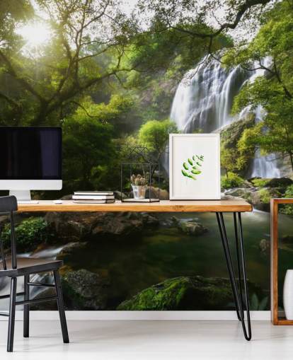 bergwaterval en stream fotobehang