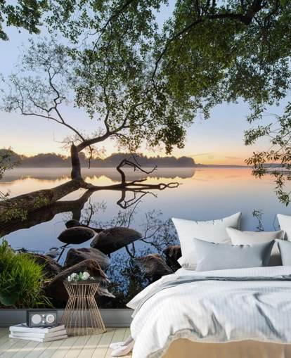 Friedliches Seetapeten-Wandbild namens Lake View von 1x für Heimbüros und Unternehmen