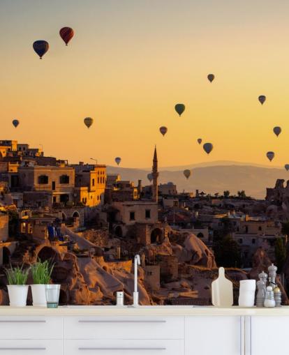 Fotobehang Zonsopgang boven Cappadocië met heteluchtballonnen