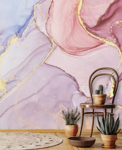 Personalisierbare Aquarelltapete aus Marmor in Violett, Blau und Rosa namens Pink Swirl für Schlafzimmer und Badezimmer