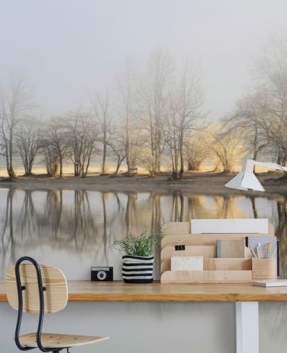 tåkete innsjø og soloppgang tapet