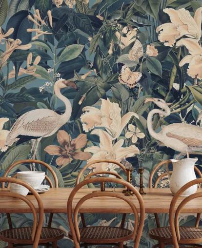 papel pintado de flamencos y flores de color naranja pálido en la selva verde