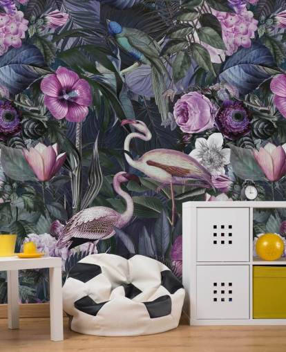 dunkelviolette, blaue und grüne florale Flamingo-Tapete