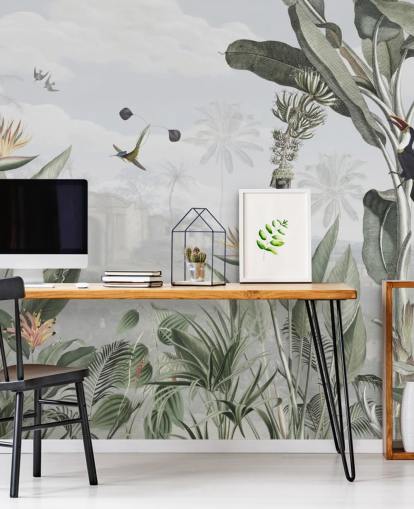 wit en groen aanpasbaar vintage junglebehang genaamd Botanical Beauty van Sir Edward voor de woonkamer