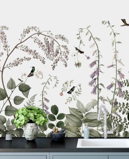 blek grønn, rosa og hvite planter med kolibrier veggmaleri