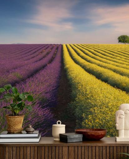 murale personalizzabile viola e giallo chiamato Purple and Yellow Flowers per camere da letto, cucine e sale da pranzo