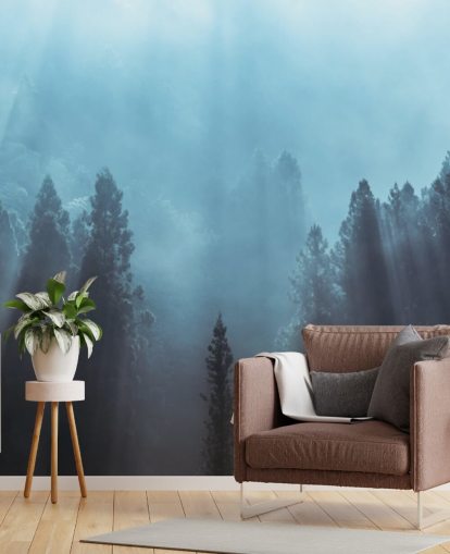 forêt brumeuse avec des rayons de soleil déversant du papier peint