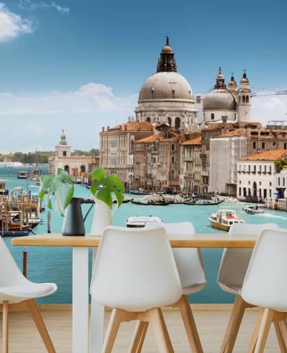 Grand Canal and Basilica Santa Maria della Salute, Venice, Italy wallpaper