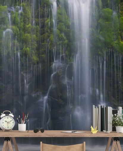 muitas cachoeiras e papel de parede verde