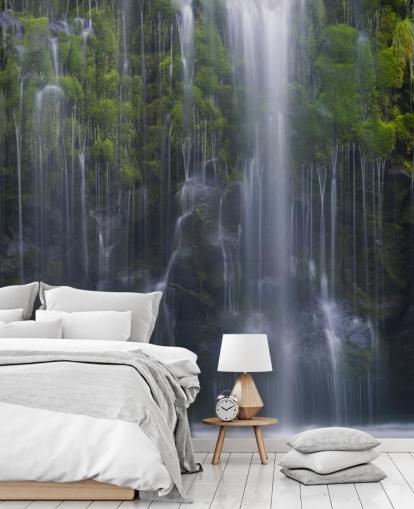 beaucoup de chutes d'eau et de papier peint de verdure beaucoup de chutes d'eau et de papier peint de verdure