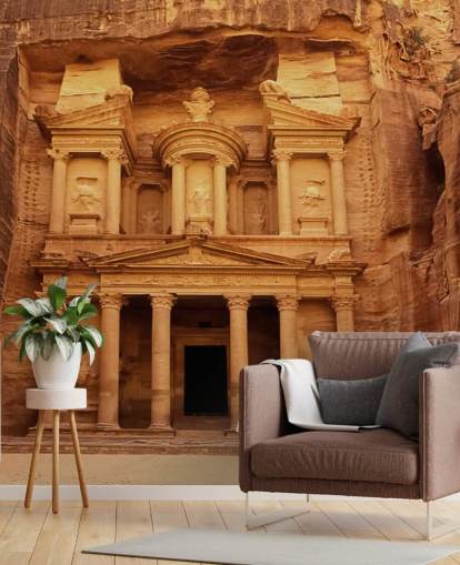 Décoration murale du temple de Petra sculpté dans la roche Décoration murale du temple de Petra sculpté dans la roche