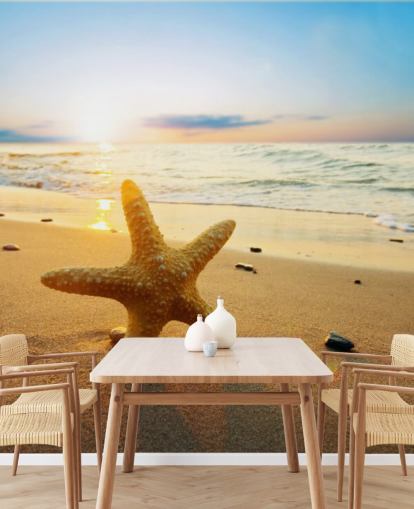 Decorazione murale con stelle marine sulla spiaggia