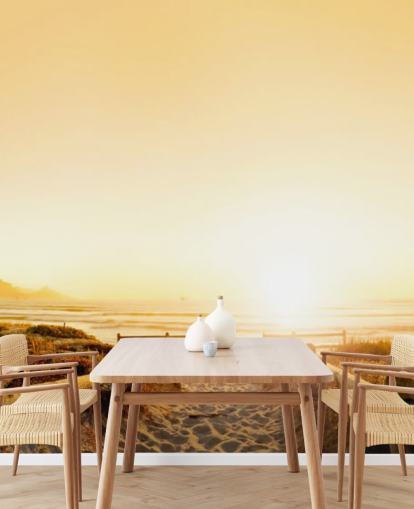 Gouden zonsondergang op strandmuurschildering