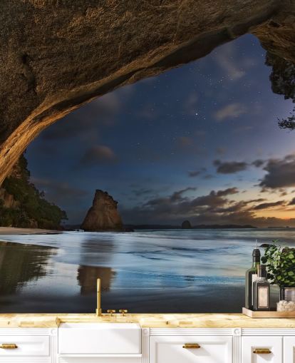 Wandtapete mit Strandszene namens Cathedral Cove für Wohnzimmer, Schlafzimmer und Heimbüros Wandtapete mit Strandszene namens Cathedral Cove für Wohnzimmer, Schlafzimmer und Heimbüros