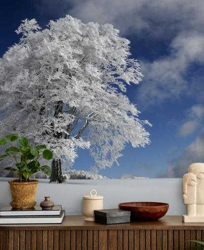 Decorazione murale con buco del vento bianco nella foresta nera