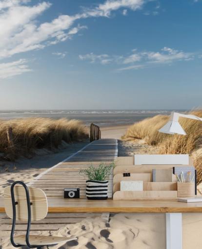 carta da parati murale da spiaggia personalizzabile blu e oro chiamata Windswept Beach Boardwalk per sale da pranzo o cucine carta da parati murale da spiaggia personalizzabile blu e oro chiamata Windswept Beach Boardwalk per sale da pranzo o cucine