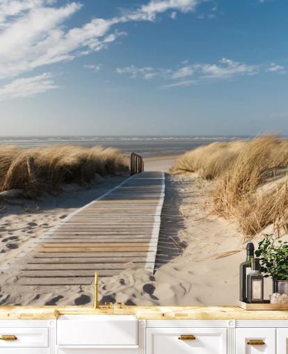 blått og gull tilpassbart strandtapet veggmaleri kalt WindBeach Boardwalk for spisestuer eller kjøkken
