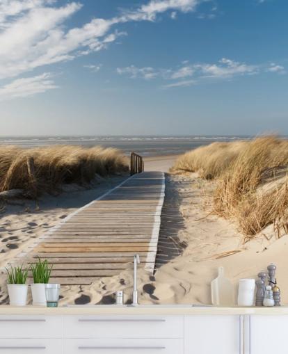 blå og guld tilpasselig strandtapet vægmaleri kaldet WindBeach Boardwalk til spisestuer eller køkkener