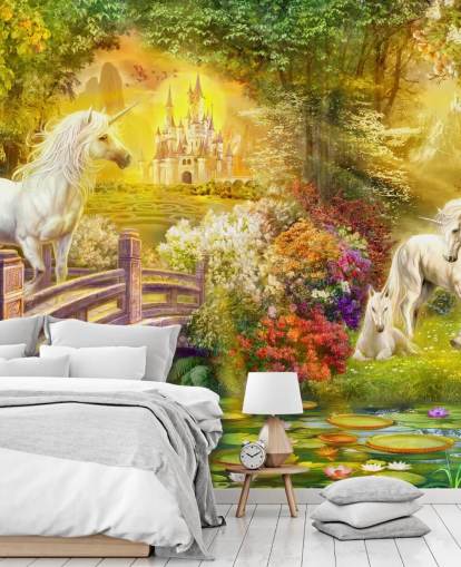 unicornios ilustrados junto a un puente en un bosque mágico papel pintado