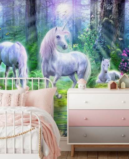 papel pintado de tres unicornios blancos brillantes en el bosque papel pintado de tres unicornios blancos brillantes en el bosque