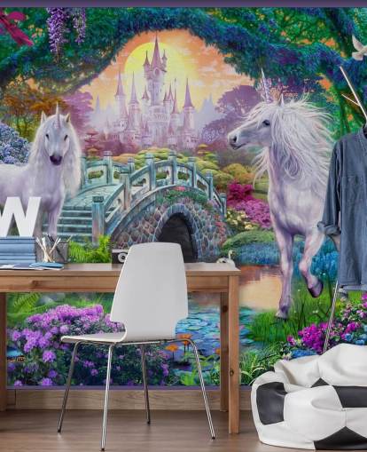 due unicorni bianchi incandescenti in un'incantevole carta da parati da giardino colorata