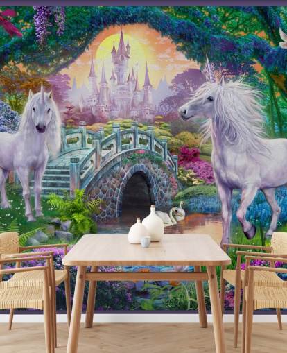 Dos unicornios blancos brillantes en un encantador y colorido papel tapiz de jardín Dos unicornios blancos brillantes en un encantador y colorido papel tapiz de jardín