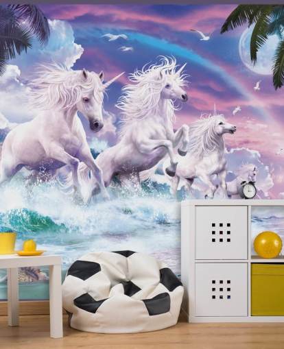 eenhoorns die uit zee lopen in pastel stranddecorbehang