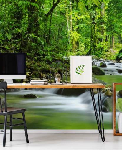 vihreän virran taustakuvamaalaus nimeltä Beautiful Mountain Stream Wallsaucessa makuuhuoneisiin, kylpyhuoneisiin ja toimistoihin