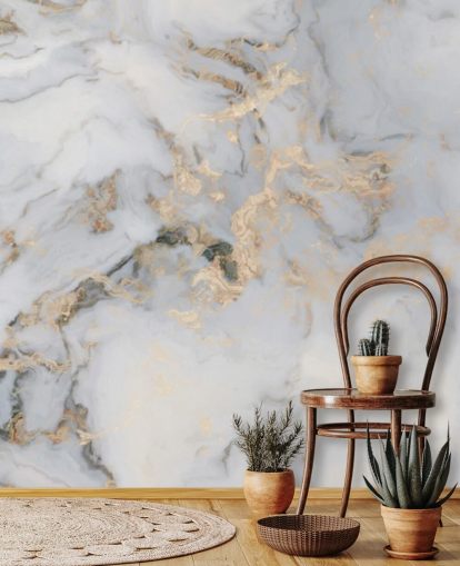 carta da parati murale personalizzabile in marmo color bianco sporco e oro chiamato Decadent Marble per cucine, bagni o camere da letto