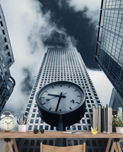 horloge ton noir et blanc et papier peint bâtiments