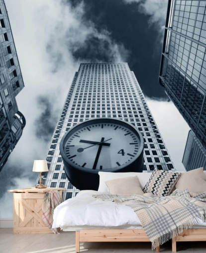 horloge ton noir et blanc et papier peint bâtiments