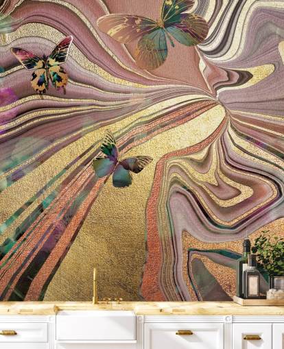 borboletas aladas de ouro em papel de parede geode roxo, rosa e dourado