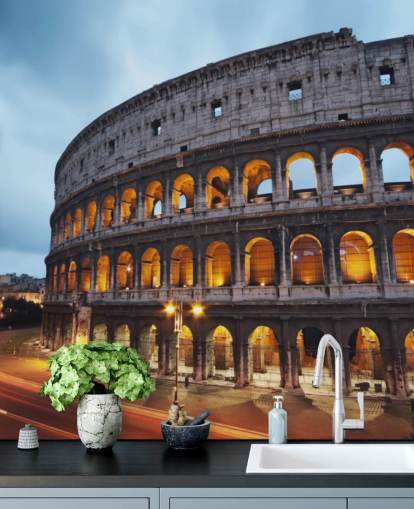 Carta da parati illuminata del Colosseo della sera