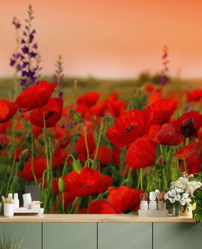 Mohnblumen und lila Blumen-Tapete