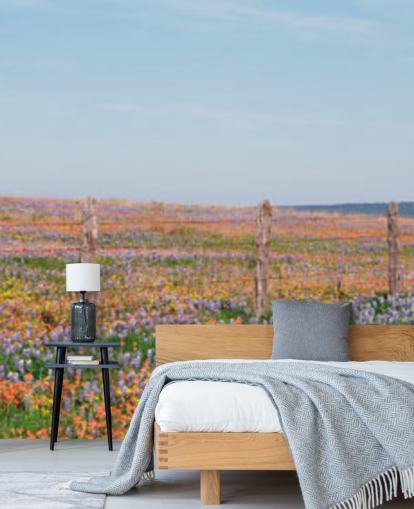 eng felt med orange, lilla og gule blomster tapet eng felt med orange, lilla og gule blomster tapet