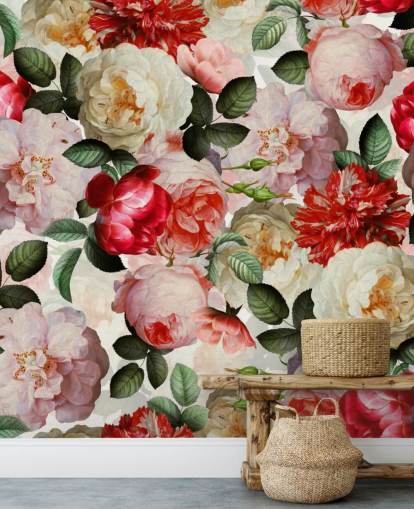 papel pintado de flores rosadas, rojas y crema y peonía